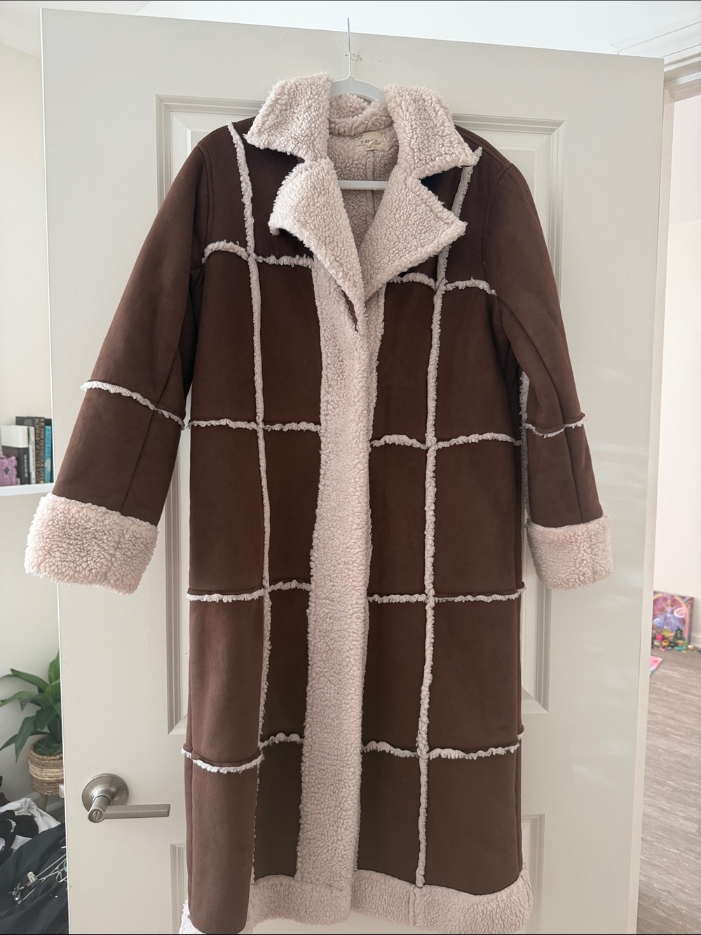 Cozy Windowpane Teddy Shearling Coat - Brown/Cream